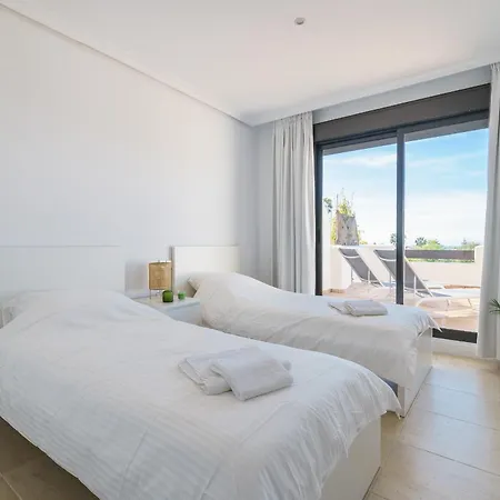 Luxe Golf & Family House Escape - Happy * Estepona