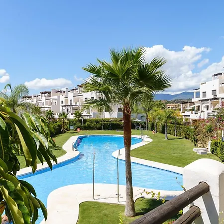 Luxe Golf & Family House Escape - Happy * Estepona